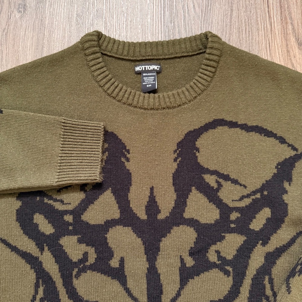 Hot Topic Mens Olive Green Graphic Knit Sweater Distressed Punk Goth Small